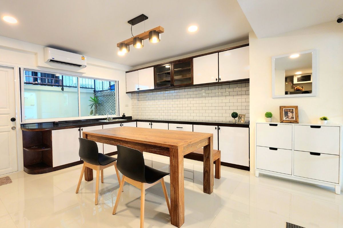 https://www.huahin.estate/images/HS0005-HuaHin-property-32.jpg#joomlaImage://local-images/HS0005-HuaHin-property-32.jpg?width=1200&height=800