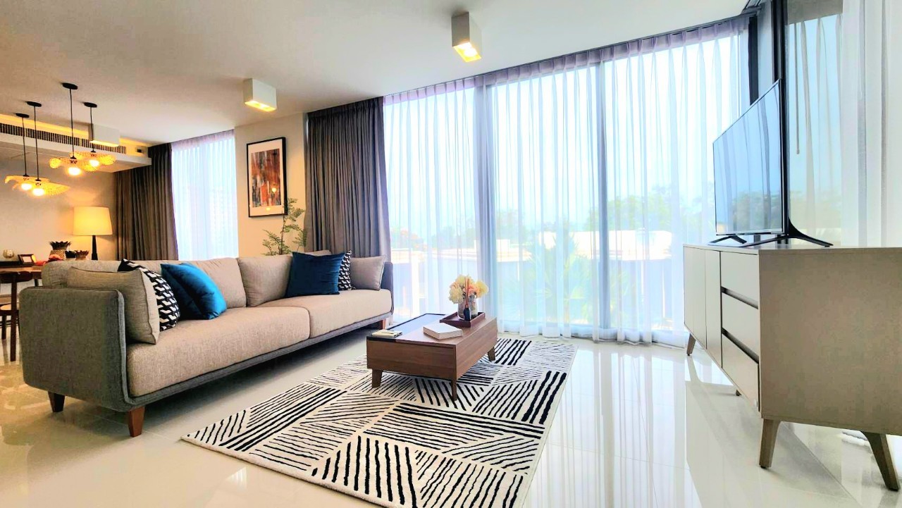 https://www.huahin.estate/images/gallery/CS0005-huahin-condo-property-10.jpg#joomlaImage://local-images/gallery/CS0005-huahin-condo-property-10.jpg?width=1280&height=721